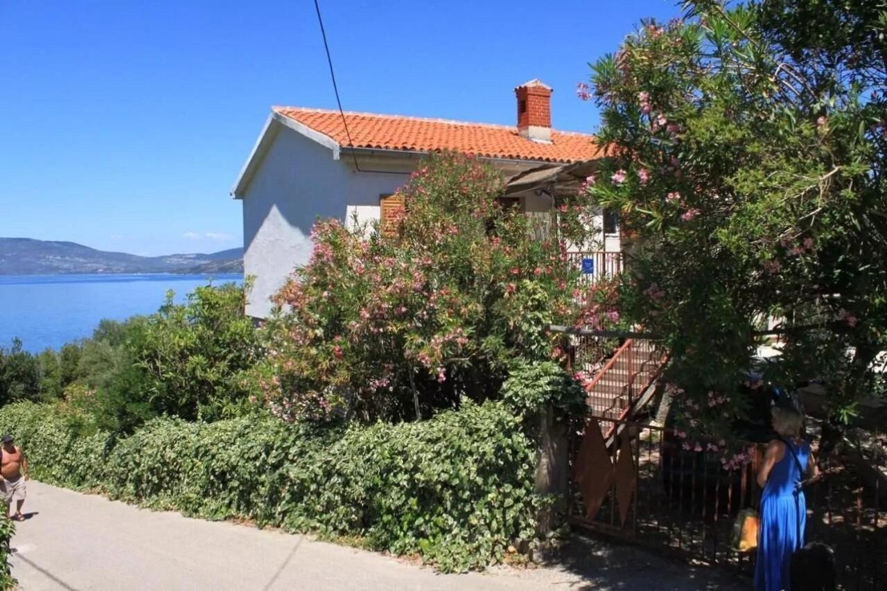 Apartments Griv - Close To The Sea Valun Extérieur photo
